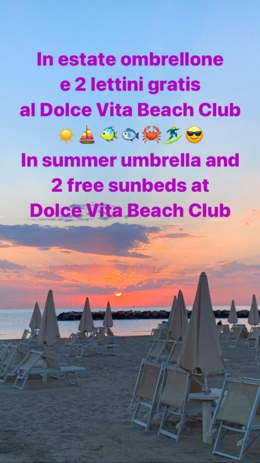 Aloe Beach Apartments, Ombrellone, Parcheggio E Uso Di Biciclette Gratis Rimini Eksteriør bilde