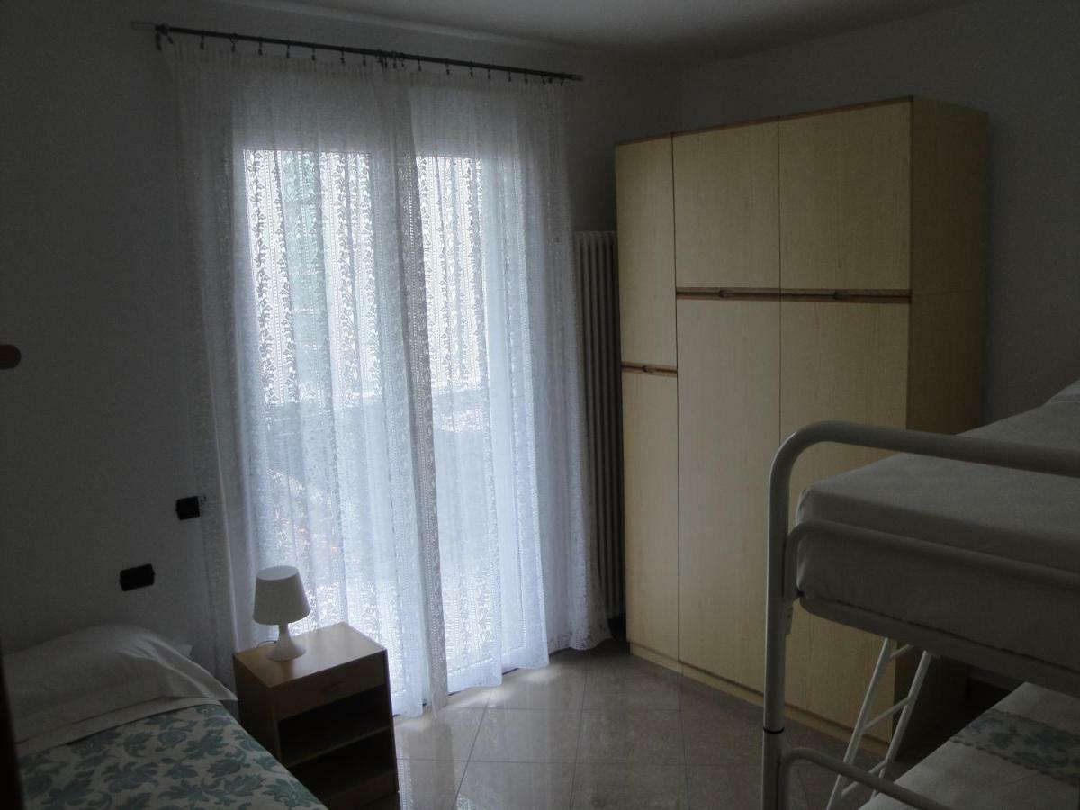 Aloe Beach Apartments, Ombrellone, Parcheggio E Uso Di Biciclette Gratis Rimini Eksteriør bilde