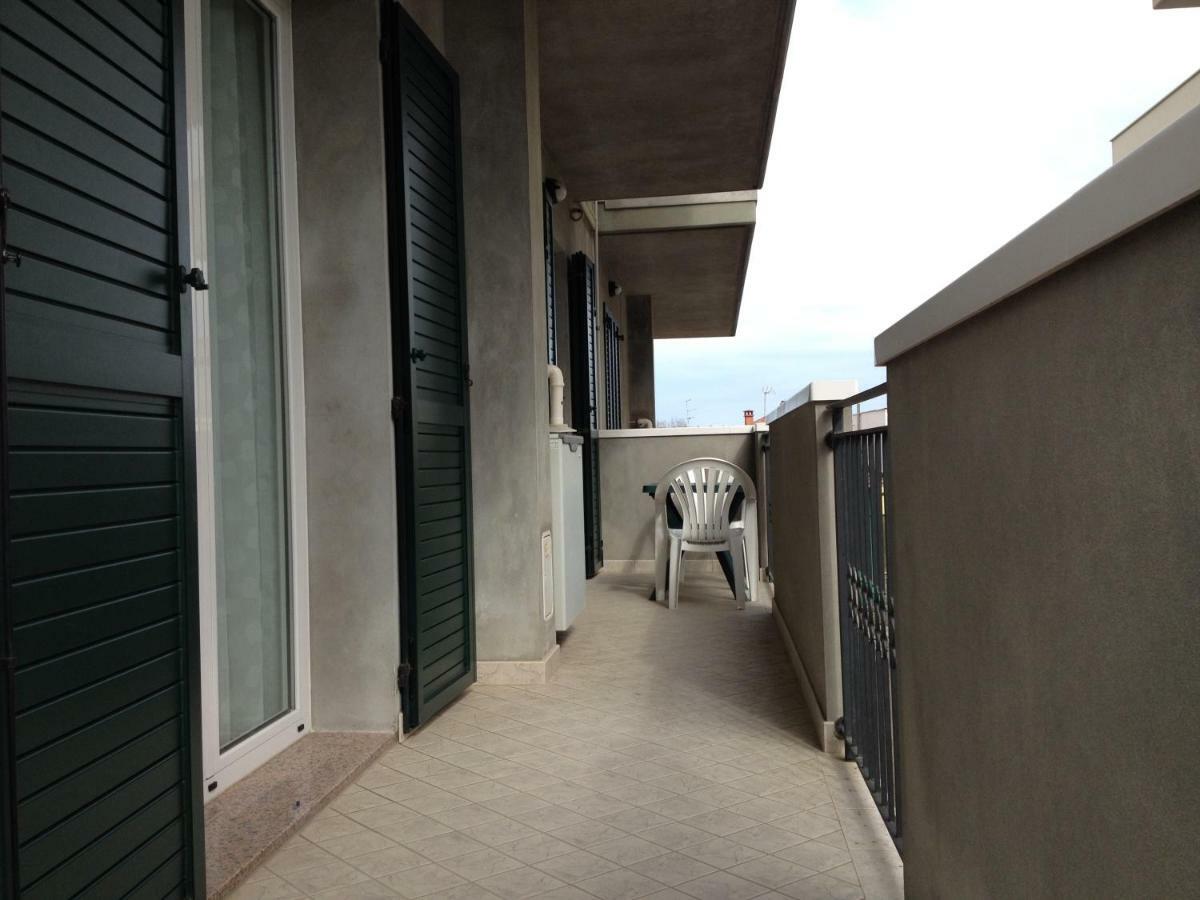 Aloe Beach Apartments, Ombrellone, Parcheggio E Uso Di Biciclette Gratis Rimini Eksteriør bilde