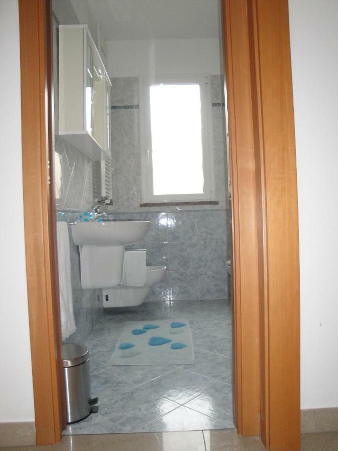 Aloe Beach Apartments, Ombrellone, Parcheggio E Uso Di Biciclette Gratis Rimini Eksteriør bilde