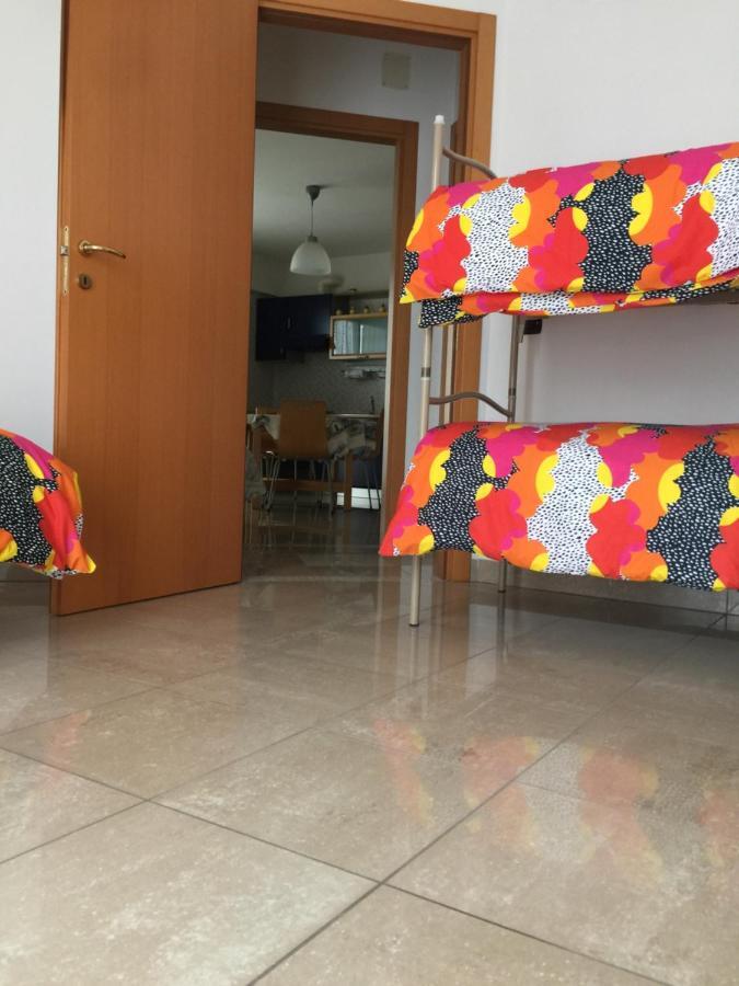 Aloe Beach Apartments, Ombrellone, Parcheggio E Uso Di Biciclette Gratis Rimini Eksteriør bilde